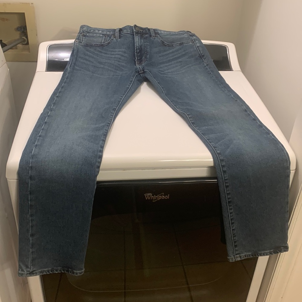 Banana Republic “Premium Performance Jeans”